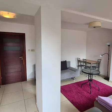 Apartamencik Z Ogrodkiem / With Garden Apartment Sarbinowo