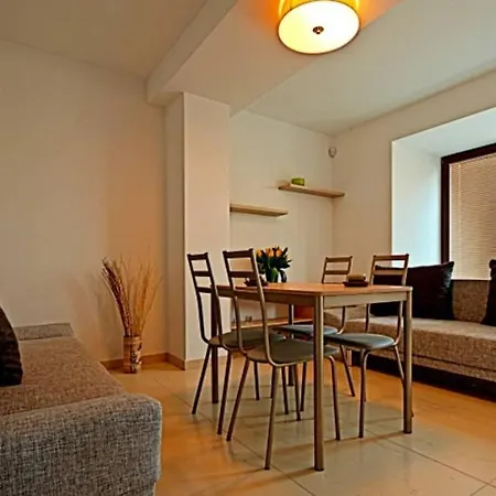 Apartment Apartamencik Z Ogrodkiem / With Garden